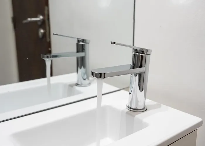 Guestready - Modern Comfort Near Boavista * Oporto