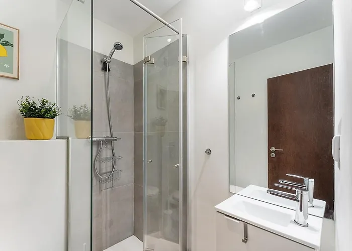 Guestready - Modern Comfort Near Boavista * Oporto